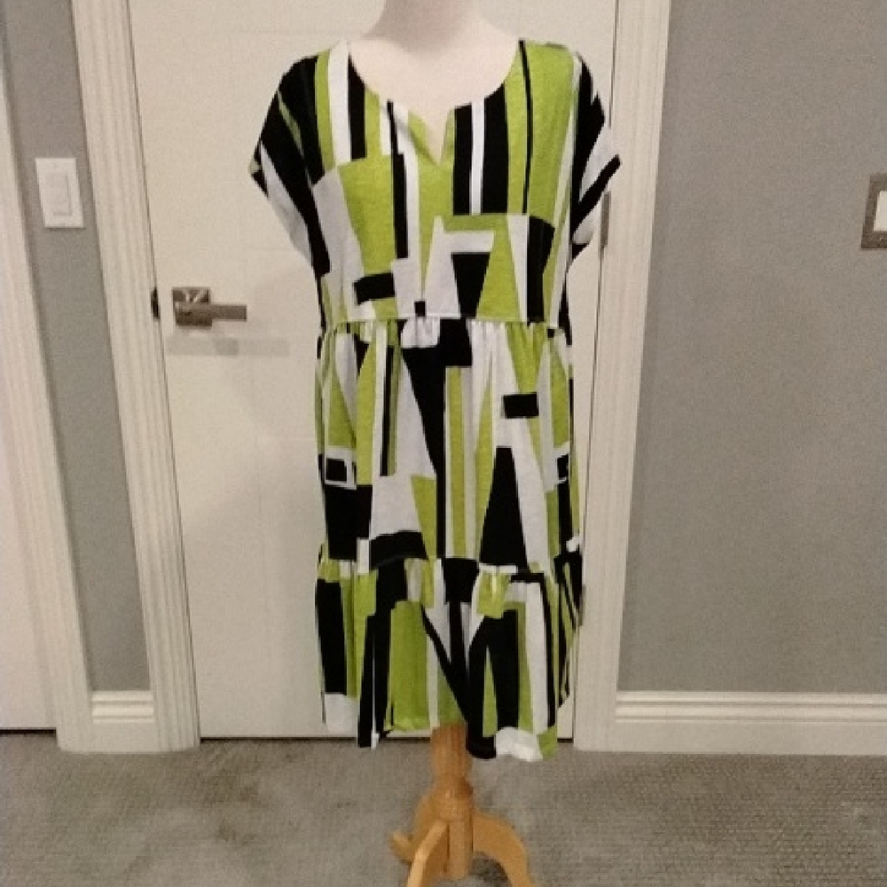 Vibrant Geometric Patterned Dress